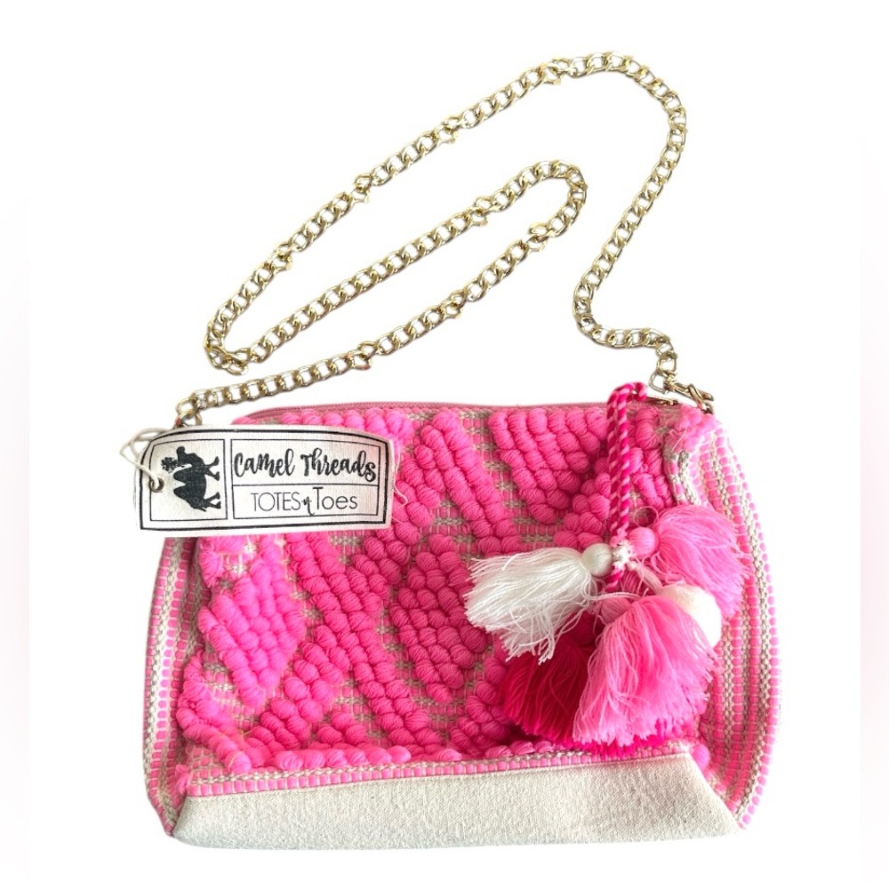 NWT! Camel Threads Pink Beige Woven Handbag Gold Hardware 12”